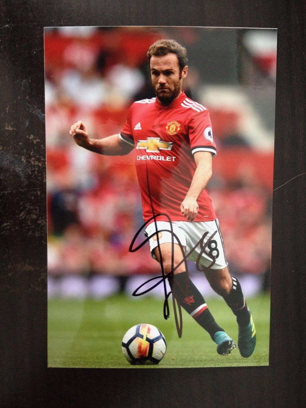 JUAN MATA - MANCHESTER UNITED FOOTBALLER - SUPERB SIGNED Photo Poster painting