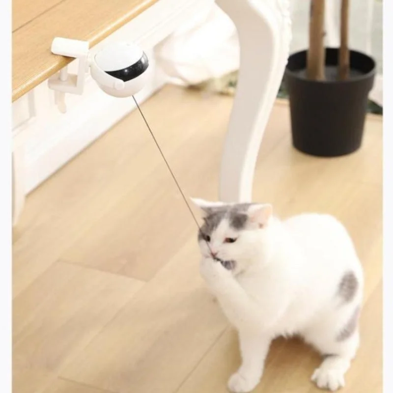 Automatic Interactive Lifting Ball For Cats