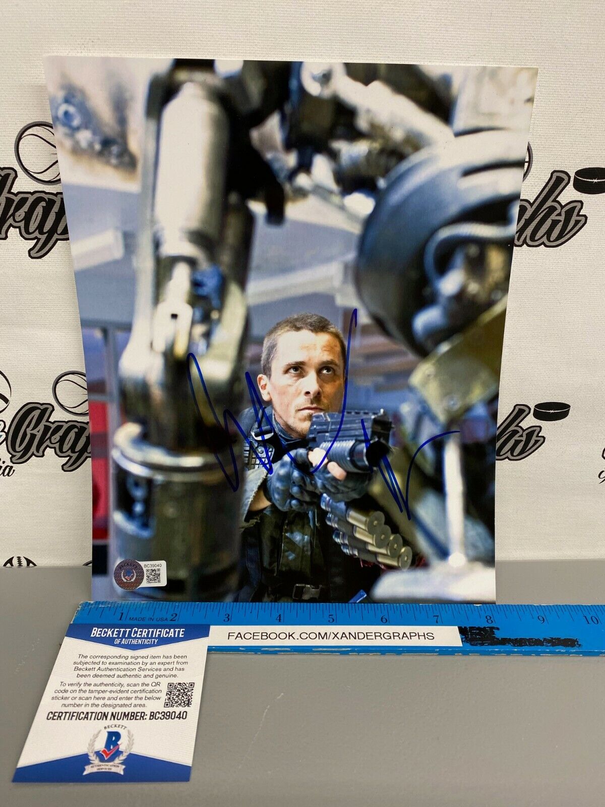 CHRISTIAN BALE TERMINATOR SIGNED AUTOGRAPHED 8X10 Photo Poster paintingGRAPH-BECKETT BAS COA