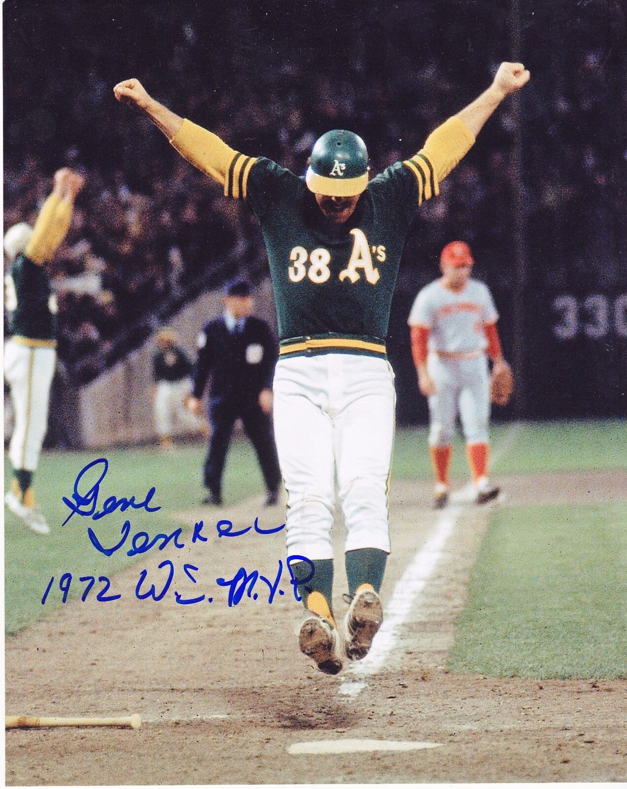 GENE TENACE OAKLAND A'S 1972 WS MVP ACTION SIGNED 8x10