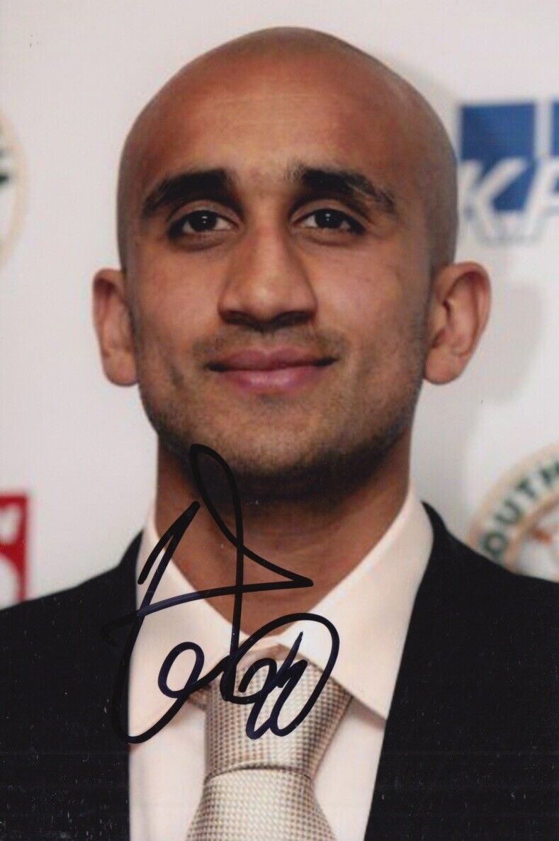 ZESH REHMAN HAND SIGNED 6X4 Photo Poster painting FOOTBALL AUTOGRAPH