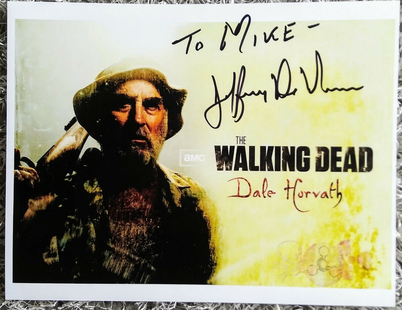 JEFFREY DeMUNN AUTOGRAPHED SIGNED THE WALKING DEAD 8.5x11 Photo Poster painting - DALE HORVATH