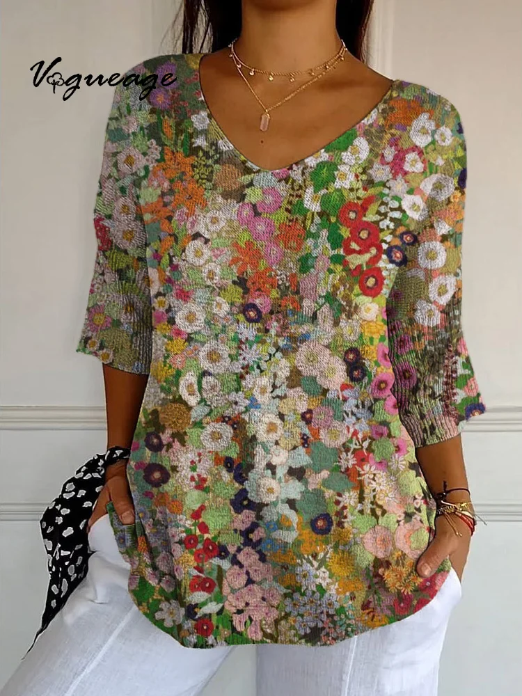 Gentle Elegant And Comfortable Small Flowers Printed Knitted Sweater