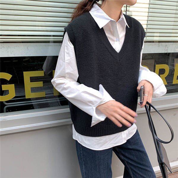 Solid V-neck Women Sweater Vest Preppy Style Leisure Fashion Chic Daily Students Fresh Ulzzang Sweet Pullover Knitted All-match