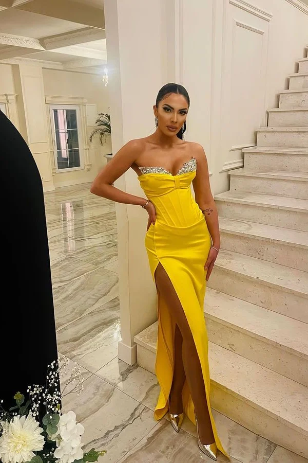 New Arrival Yellow Sweetheart Prom Dress Mermaid Split With Crystals - lulusllly