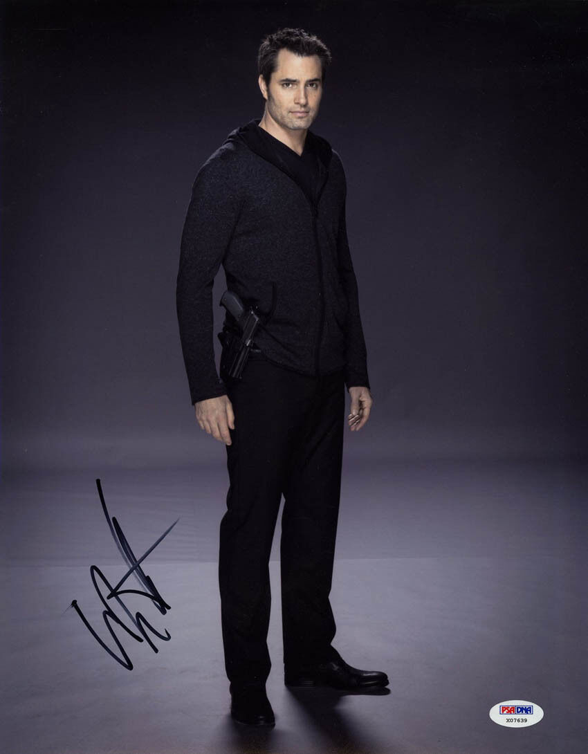 Victor Webster SIGNED 11x14 Photo Poster painting Carlos Fonnegra Continuum PSA/DNA AUTOGRAPHED