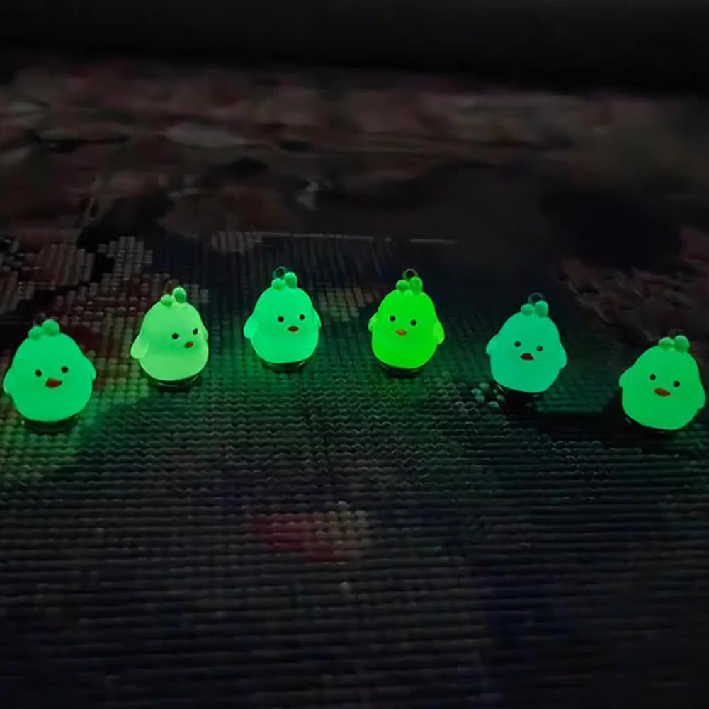 Luminous Chicken Glow In The Dark Cat Claw Cartoon Chicken for Diamond Painting