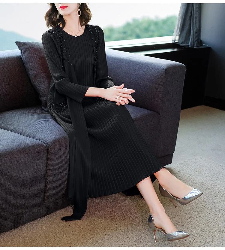 Round neck streamer beaded plus size mid-length dress