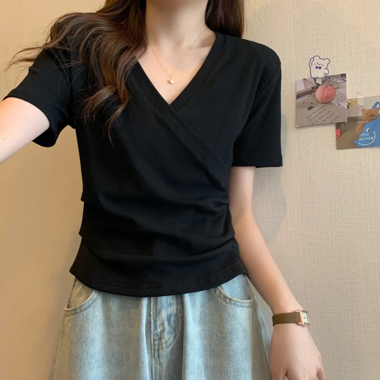 Uveng Uveng V-Neck Short-Sleeved T-Shirt Women 2024 Summer New Design Sense Slim Slim Short Students Slim Jacket Tide