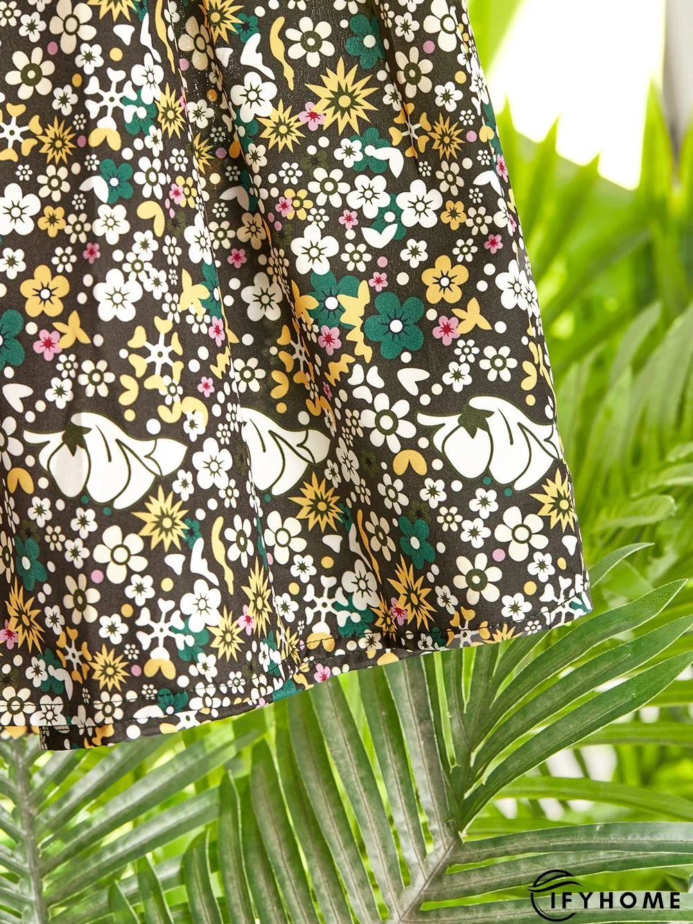 Casual Short Sleeve Woven V Neck Floral Midi Dress | IFYHOME