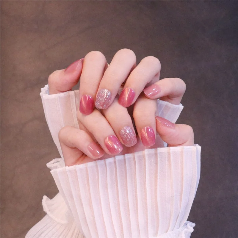 24pcs/box Cat Eye Phototherapy Nail Patch Wearable Fake Nail Short False Nail Wedding For Winter Autumn wearable full cover-Nail Inspo