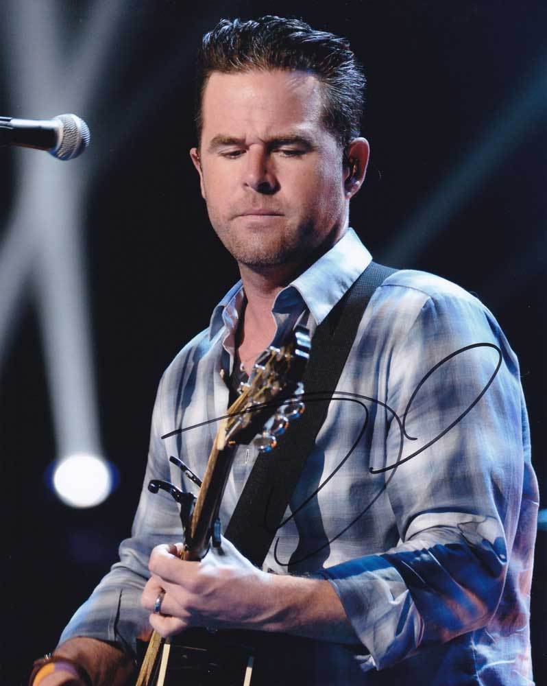 David Nail In-person AUTHENTIC Autographed Photo Poster painting SHA #43396