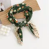Colorful Design 70x70xm Floral Silky Scarf