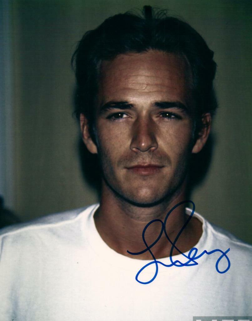 Luke Perry signed 8x10 Picture autographed Photo Poster painting Nice Photo Poster painting with COA