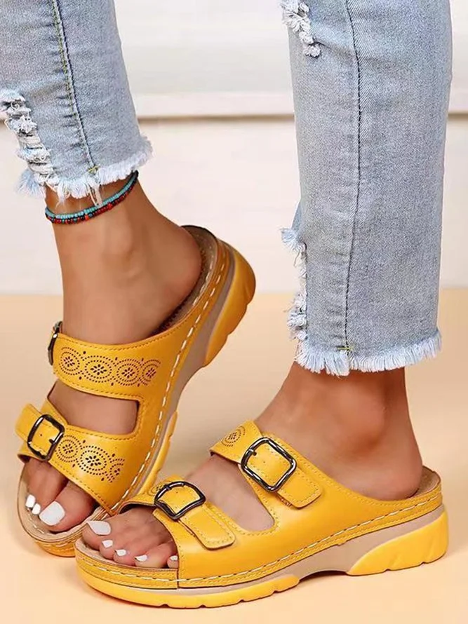 Woman Arizona Soft Footbed Oiled Nubuck Leather Comfy Sandals