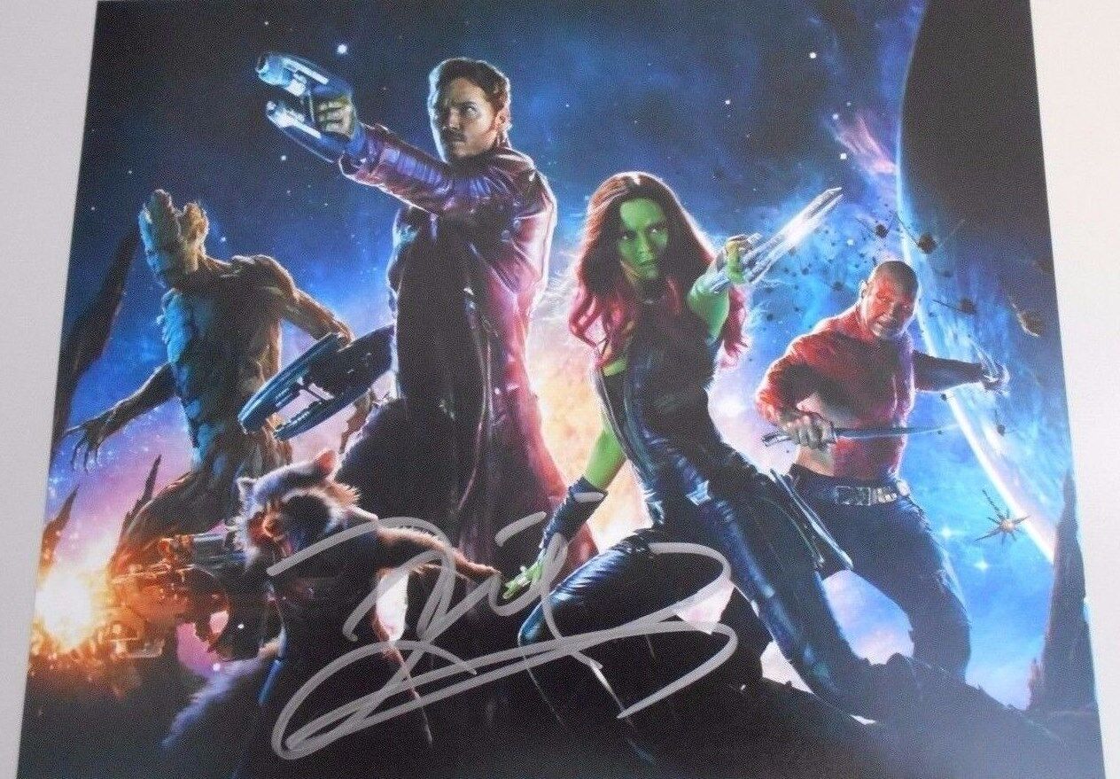 ZOE SALDANA ** GUARDIANS OF THE GALAXY ** HAND SIGNED 8X10 W/COA