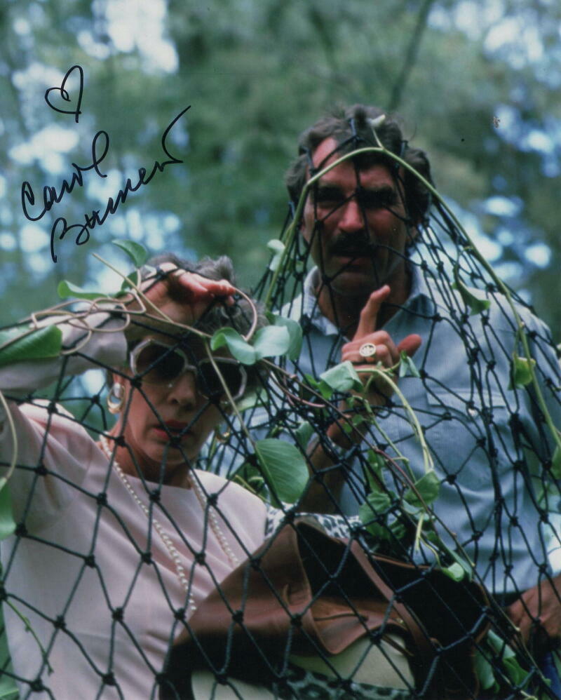 CAROL BURNETT SIGNED AUTOGRAPH 8X10 Photo Poster painting - W/ MAGNUM PI TOM SELLECK, LEGEND!