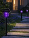 Solar-powered Solar Dual-Mode Garden Zapper IPX4 Waterproof Outdoor Garden Insect Killer Lamp Mosquito Repellent Zappers for Moths Gnats Flies Small Flying Insect Gnat