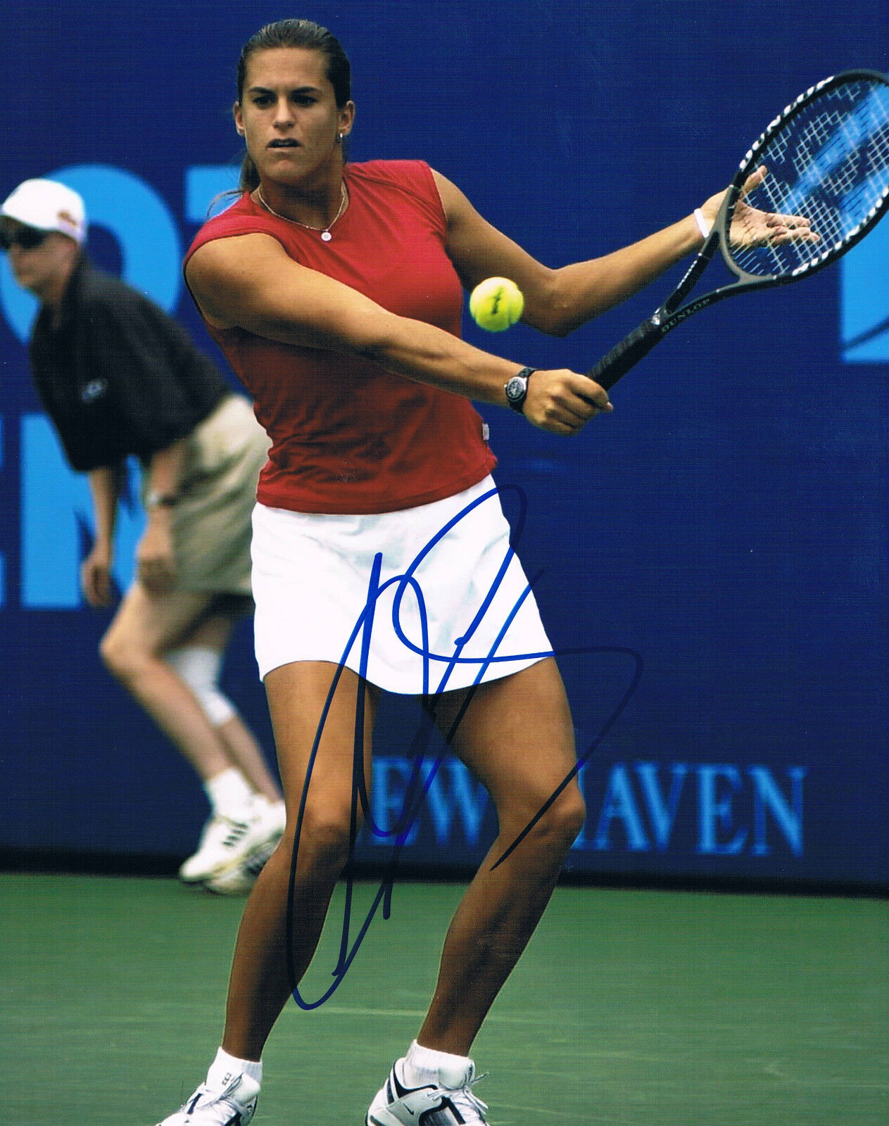 Amélie Mauresmo 1979- genuine autograph 8x10