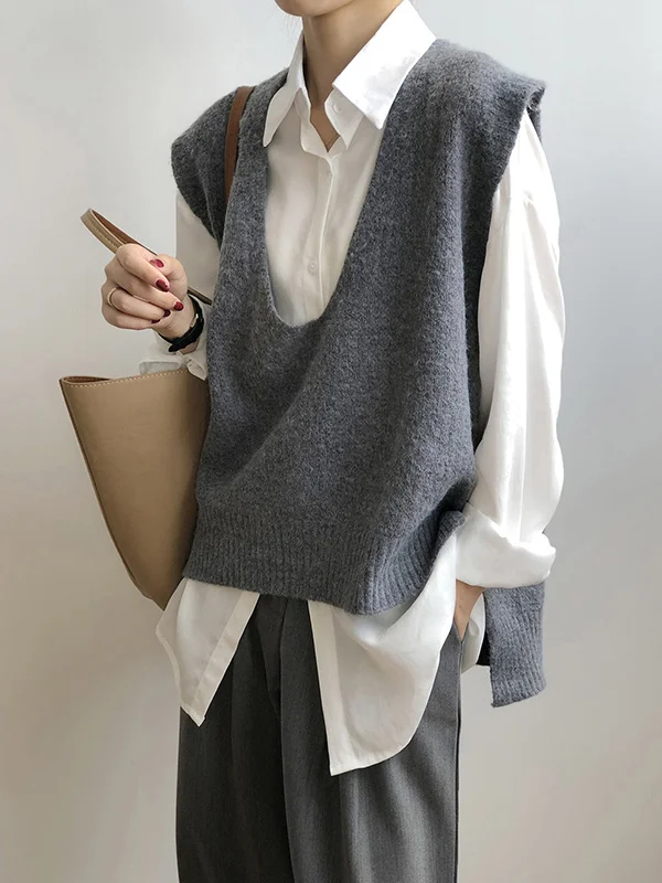 Artisanal Solid V-Neck Vest with Knitting Irregularities