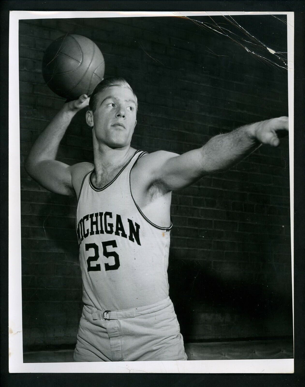 Pete Elliott Michigan 1948 Type 1 Press Original Photo Poster painting Basketball Football pose