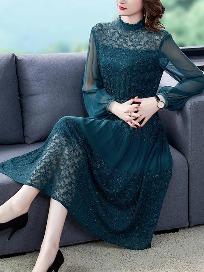 Stand-up Collar Lace Waist Embroidered Silk Dress