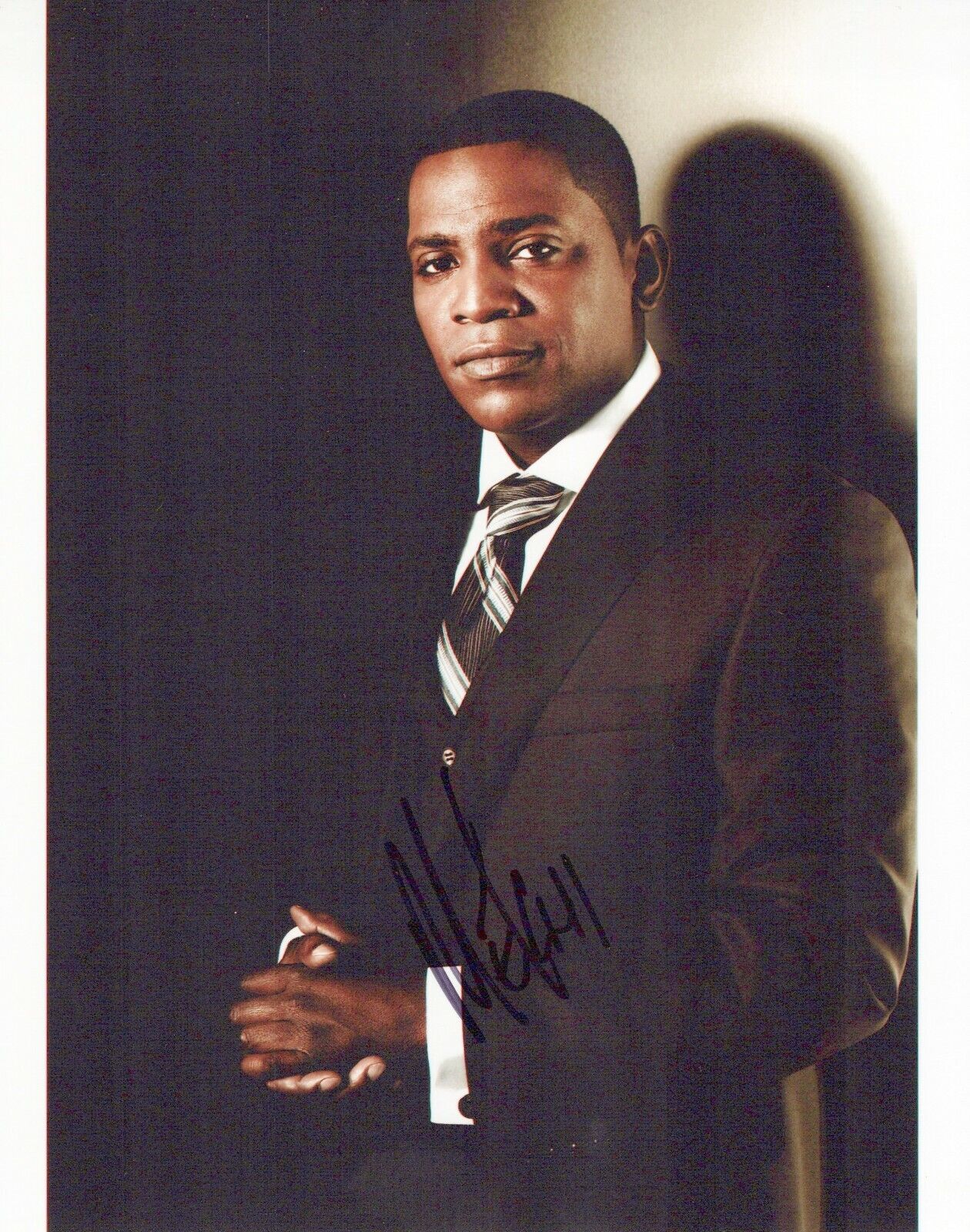 Mekhi Phifer head shot autographed Photo Poster painting signed 8x10 #1