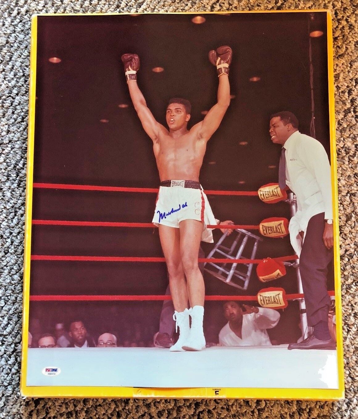 MUHAMMAD ALI SIGNED 16X20 BOXING Photo Poster painting PSA/DNA CERTIFIED W/FULL LETTER