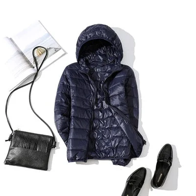 90% Ultra-light Plus Size Thin Down Jacket Women 2021 Autumn Winter Slim Short Hooded Warm White Duck Down Coat Women Outerwear