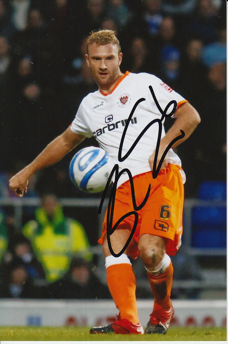 BLACKPOOL HAND SIGNED IAN EVATT 6X4 Photo Poster painting 1.