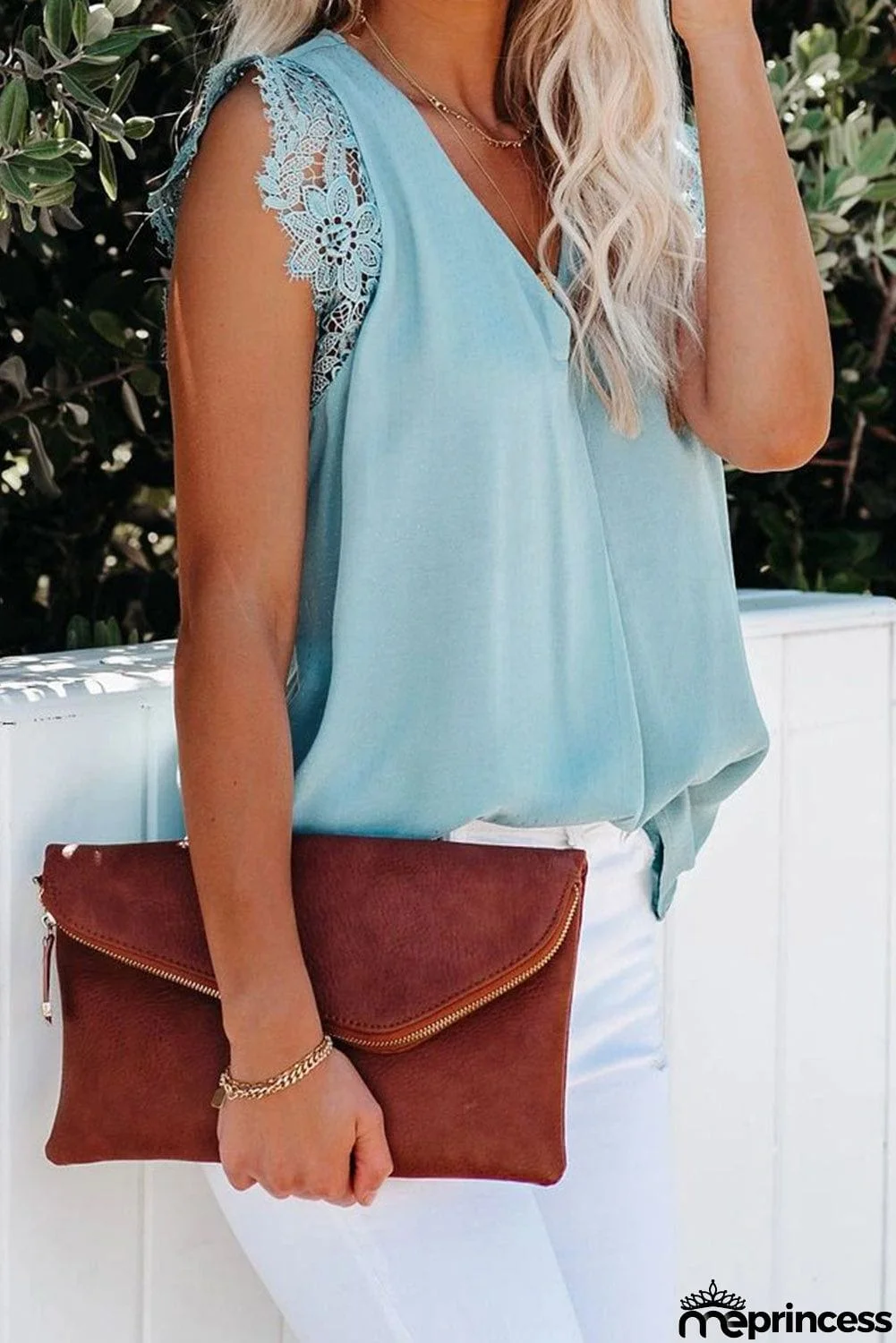 Sleeveless Crochet Lace Blouse