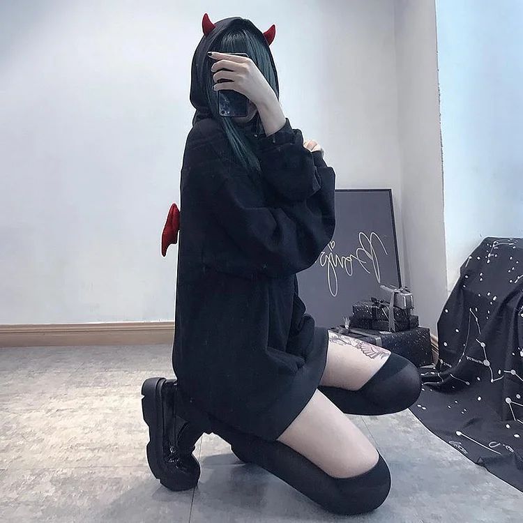 Best Kawaii - Black Little Devil Wings Oversize Hoodie