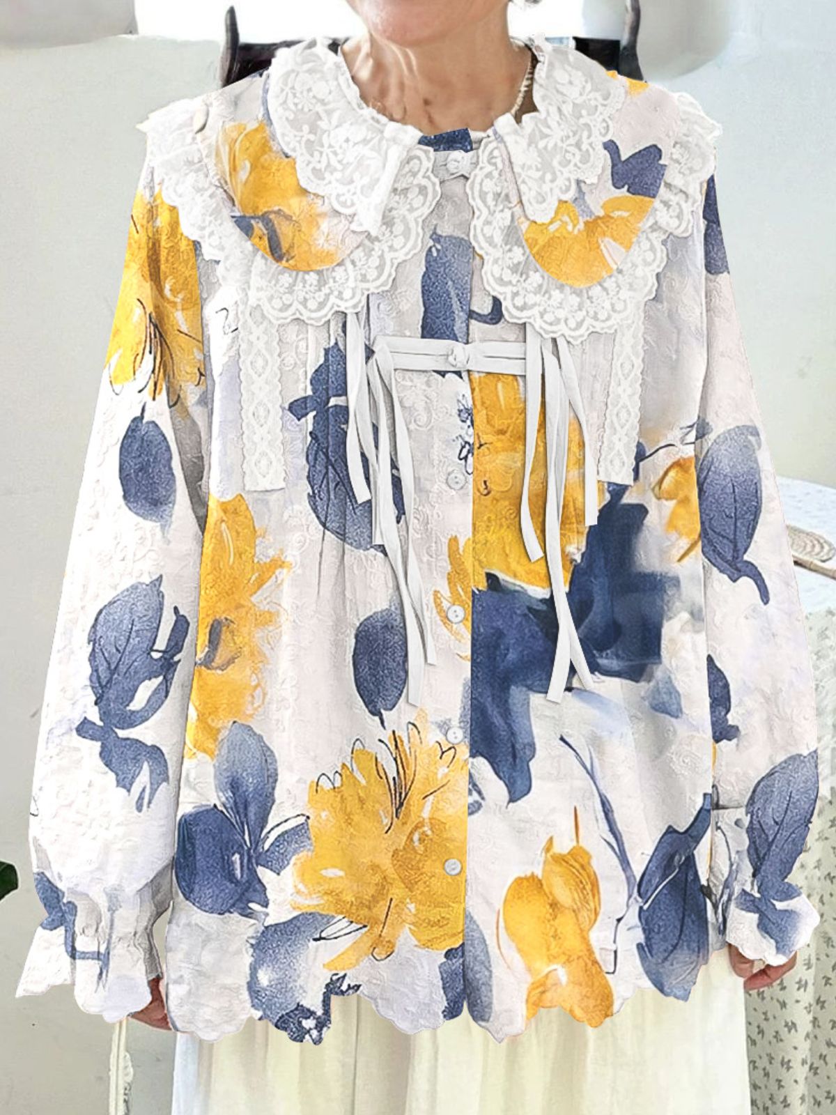 Women Long Sleeve V-neck Graphic Floral Printed Top
