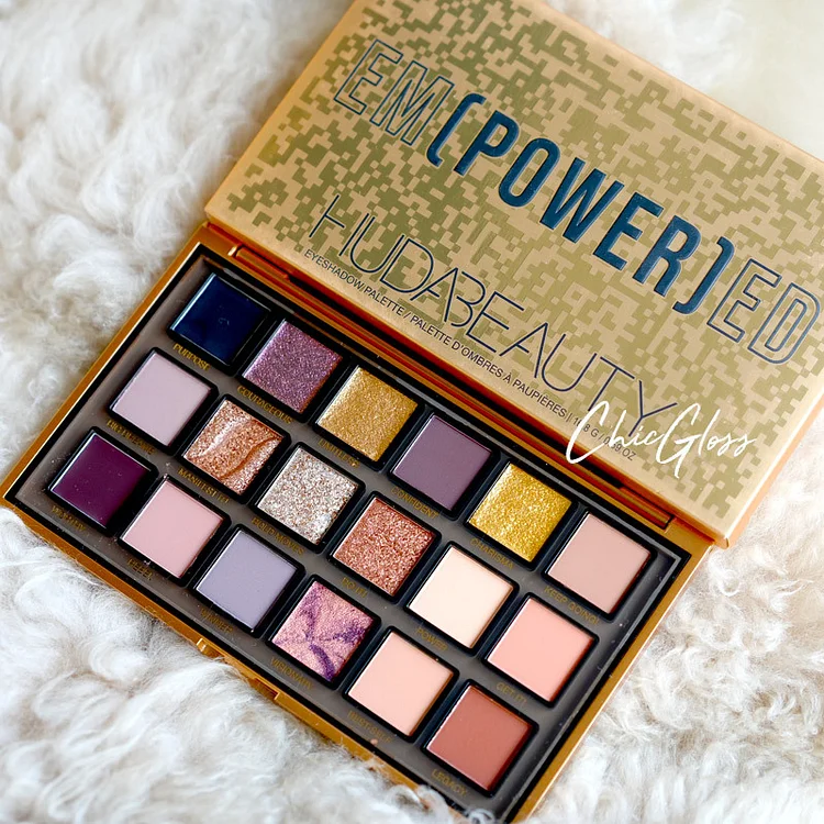 18-color power metal eyeshadow palette（Discounts of up to 50%）