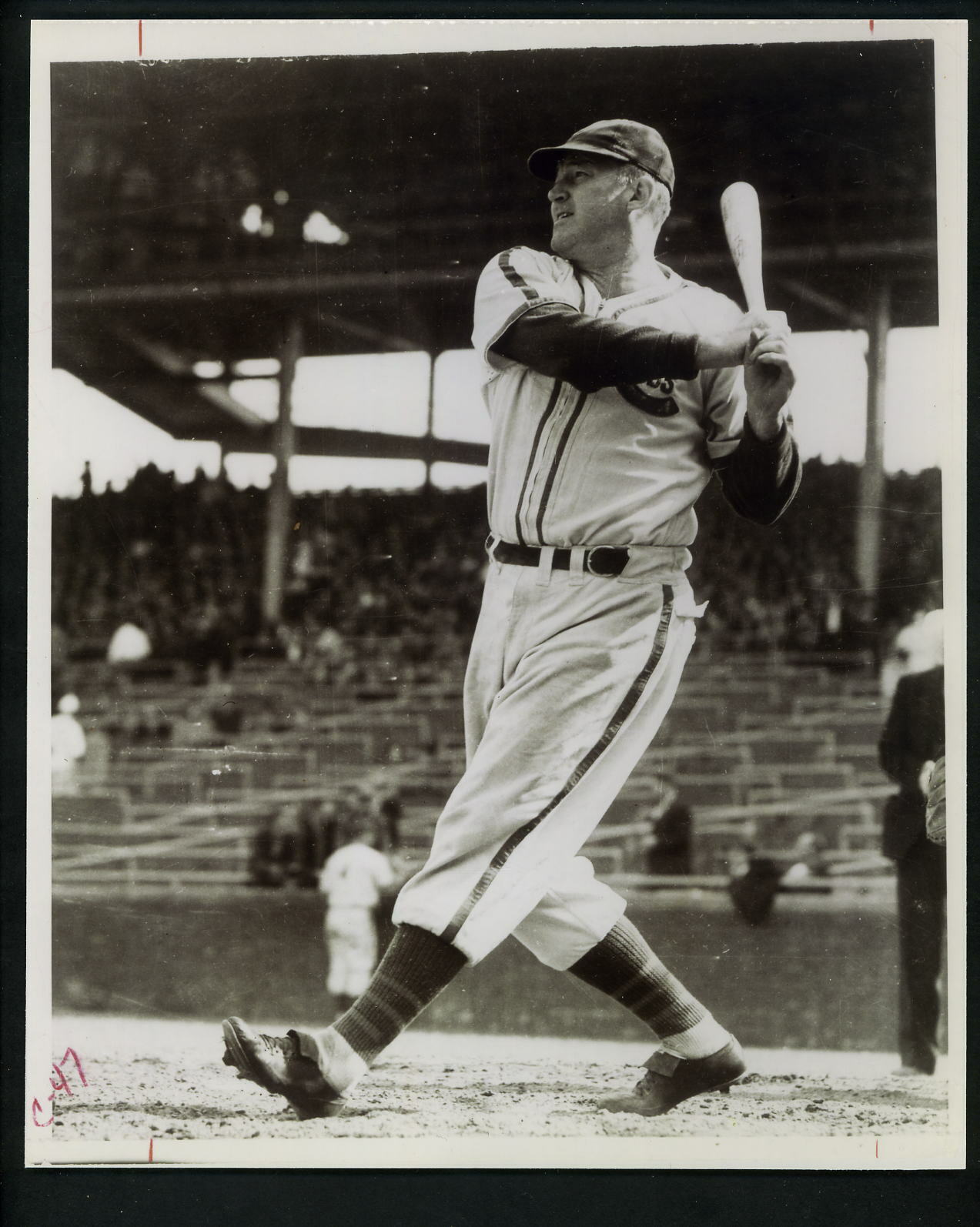 Gabby Hartnett circa 1930's image Type IV Press Photo Poster painting Chicago Cubs