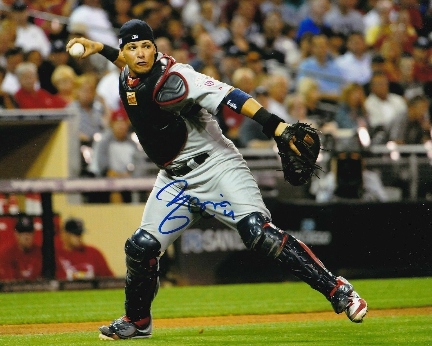 Yadier Molina 8x10 SIGNED Photo Poster painting AUTOGRAPHED ( Cardinals ) REPRINT