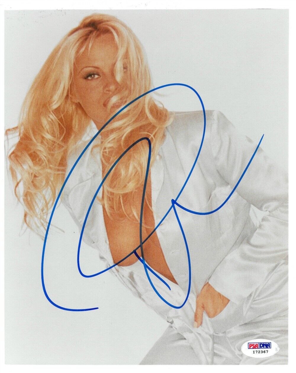 Pamela Anderson Signed Sexy Authentic Autographed 8x10 Photo Poster painting PSA/DNA #I72367