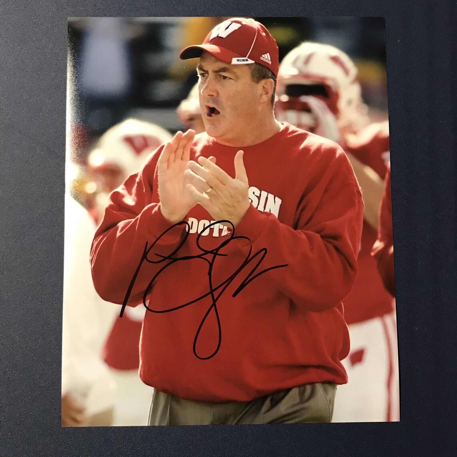 WISCONSIN BADGERS PAUL CHRYST SIGNED 8x10 Photo Poster painting HEAD COACH AUTOGRAPHED COA