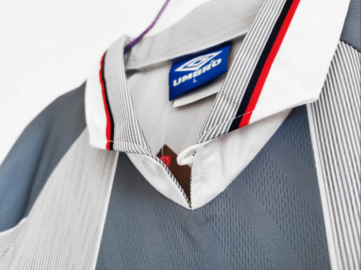 1996 England Away Retro Long Sleeve Men's Football T-Shirt Thai Quality