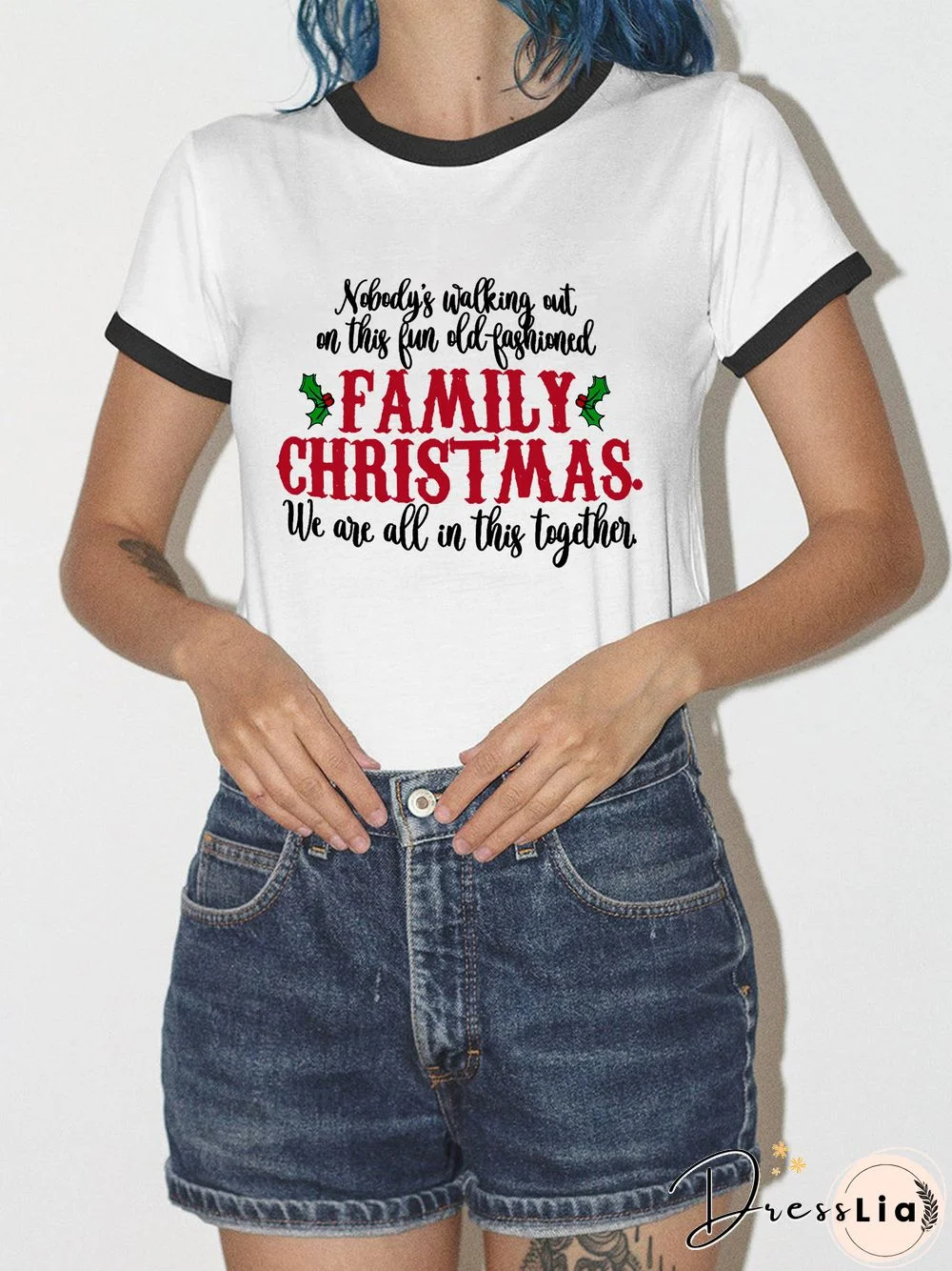 NobodayWalkingOutOnThisFunOldFashioned FAMILY CHRISTMAS T-Shirt Funny Christmas Shirt Women Trendy CasualVintage Top