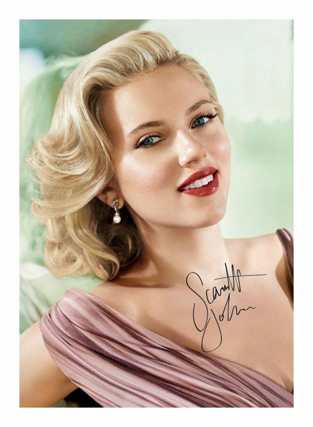 SCARLETT JOHANSSON AUTOGRAPH SIGNED PP Photo Poster painting POSTER