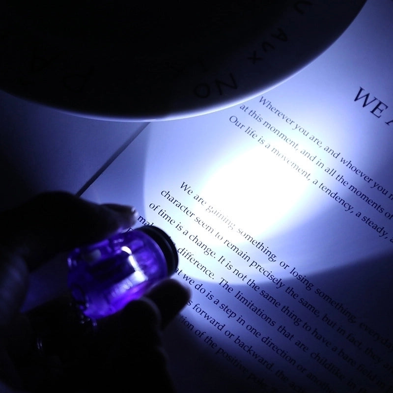 Minimalist Flashlight Pp Unisex Keychain 1 Piece