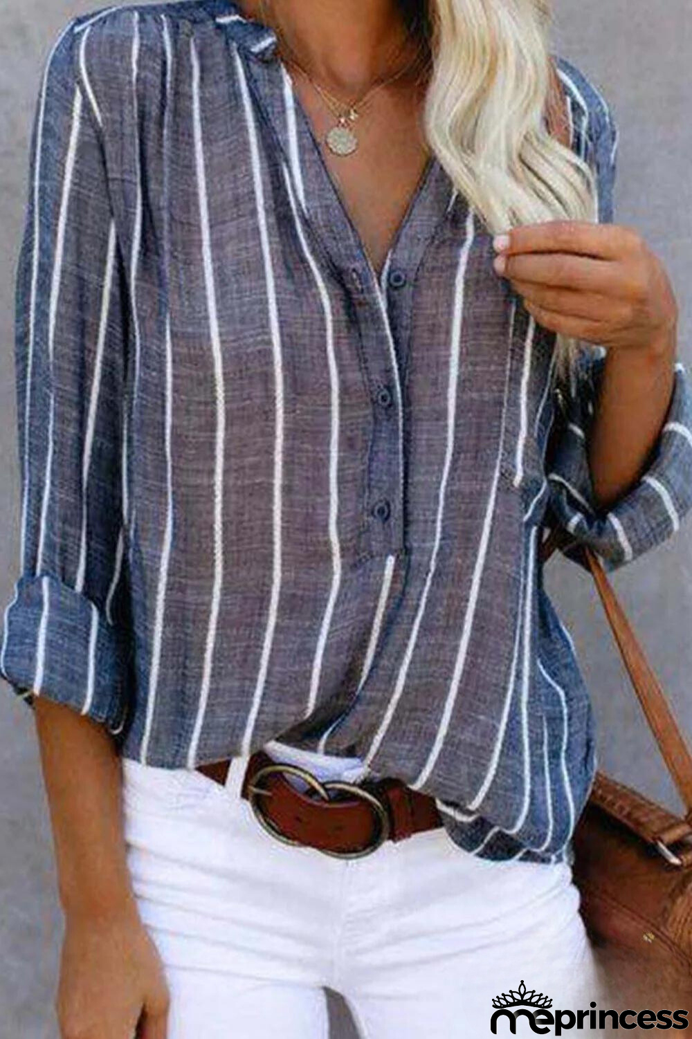 Elegant and Versatile Shirt