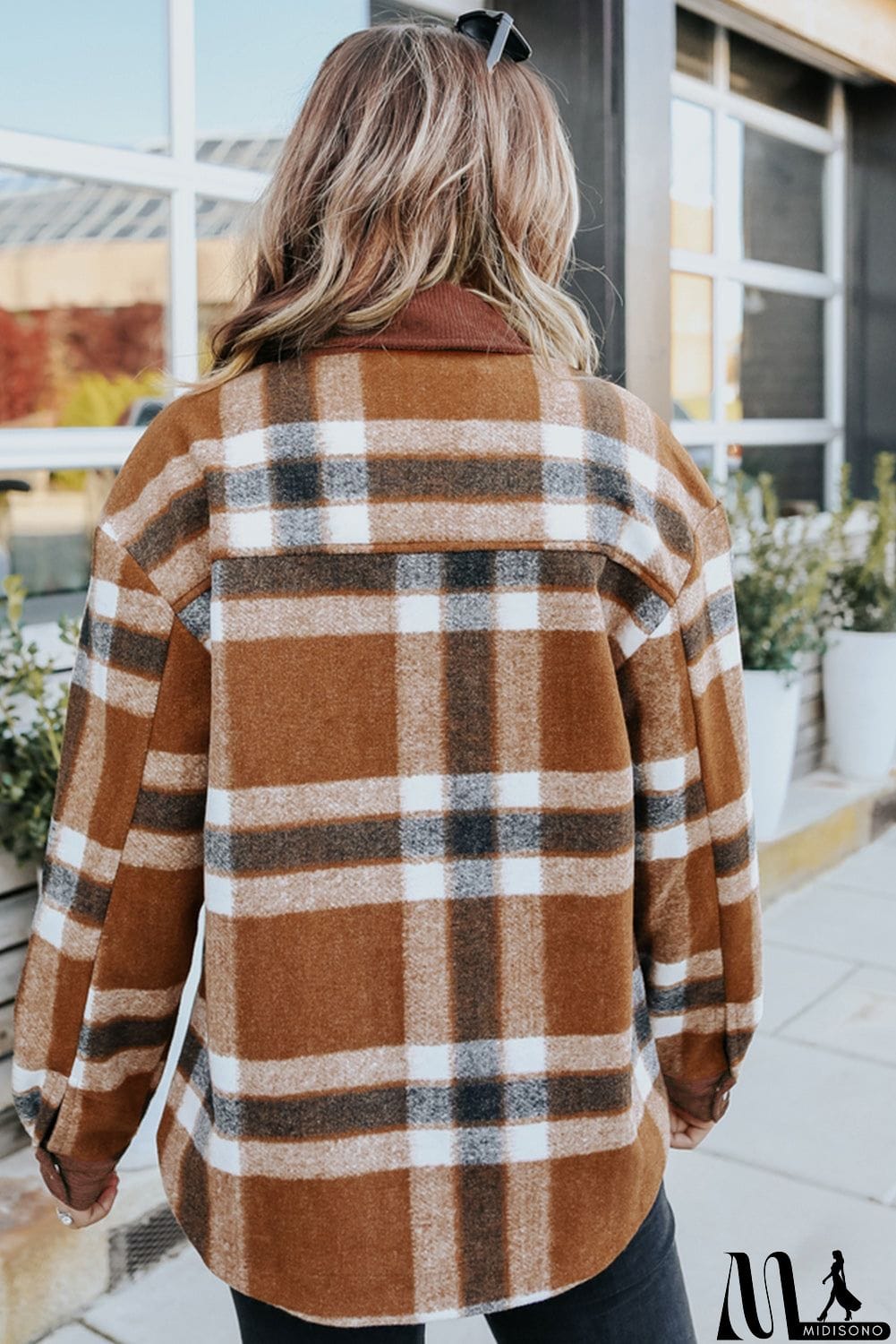 MidiSono - Pocketed Buttoned Plaid Shirt Jacket