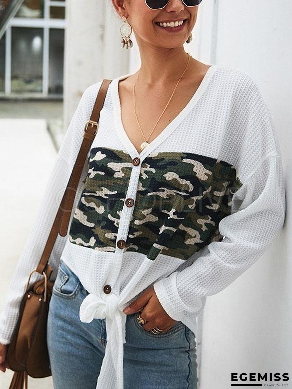 Camouflage Stitching V-neck Knit Sweater | EGEMISS
