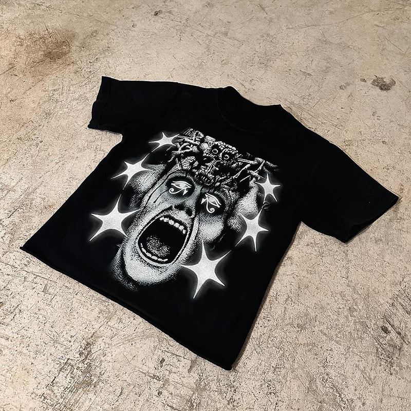 Retro Rallying Cry Face Graphic Tee - Sopula ｜Premium Graphic Tees & Graphic Streetwear