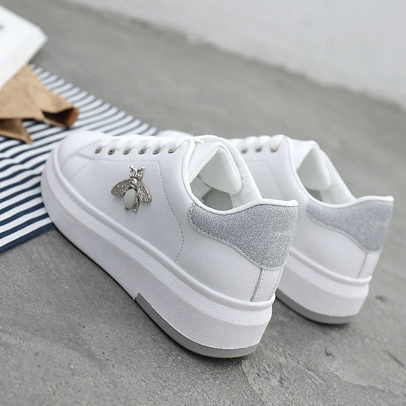 Women Casual Shoes 2020 Autumn Women Sneakers Fashion Breathable PU Leather Platform White Women Shoes Soft Footwears