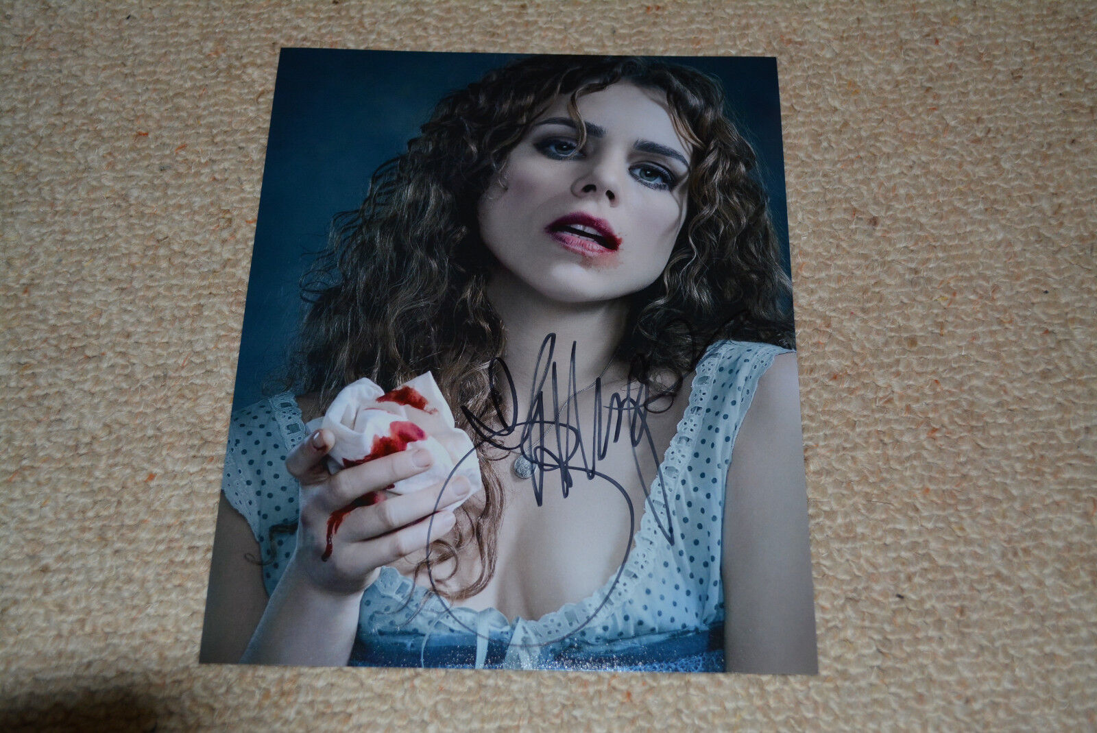 BILLIE PIPER signed autograph In Person 8x10 (20x25 cm) PENNY DREADFUL