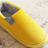 Gioiacombo&trade; Inverno nuovo stile pi&ugrave; scarpe da casa calde e antiscivolo in velluto