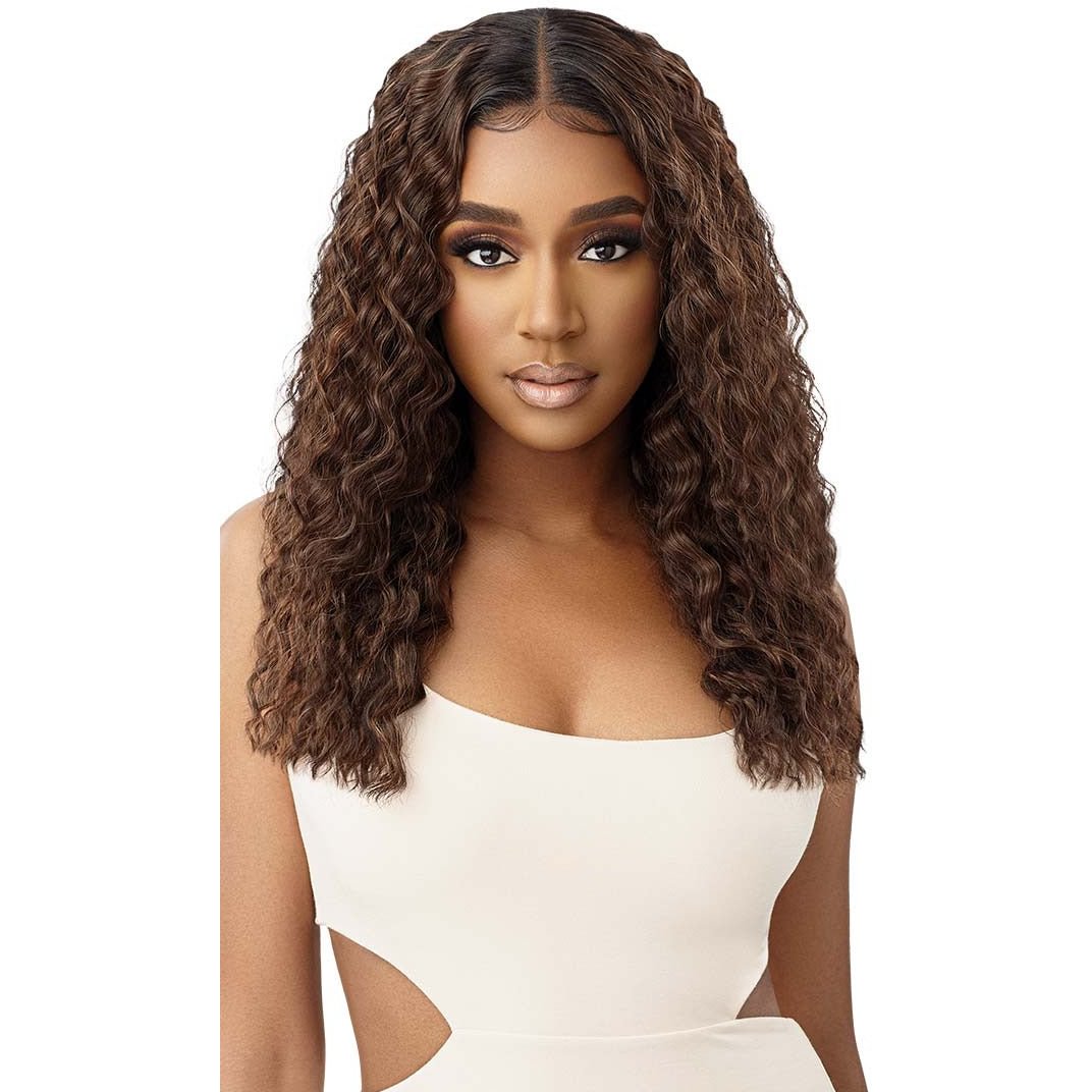 Outre Melted Hairline HD Synthetic Lace Front Wig - Miabella